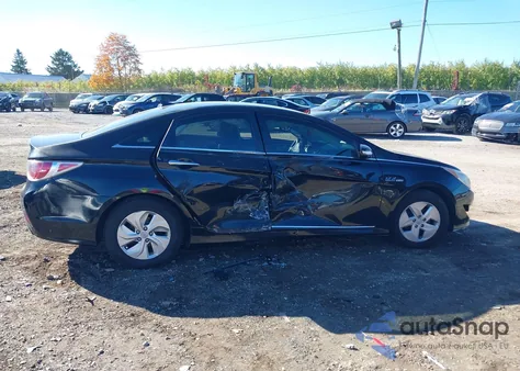 2012 Hyundai Sonata Hybrid from USA, damaged, VIN KMHEC4A49CA056468